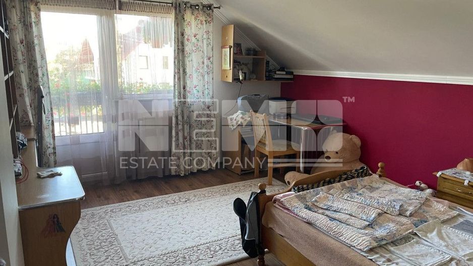 Casă cu etaj |teren generos| garaj dublu și seră | Oportunitate unică! - Poză 5