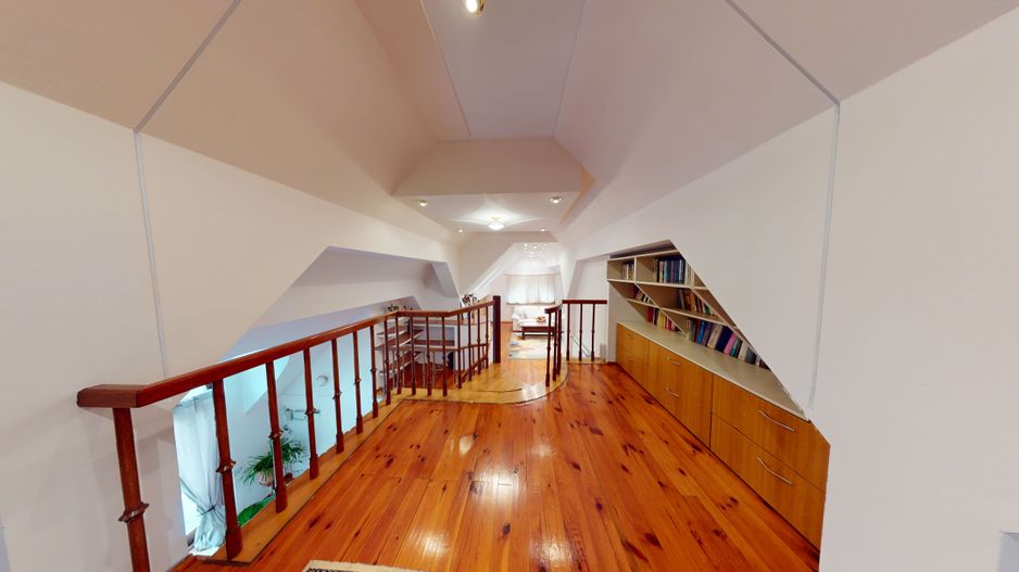 Casa individuala - 7 camere, 278 mp utili - Strand - Poză 27