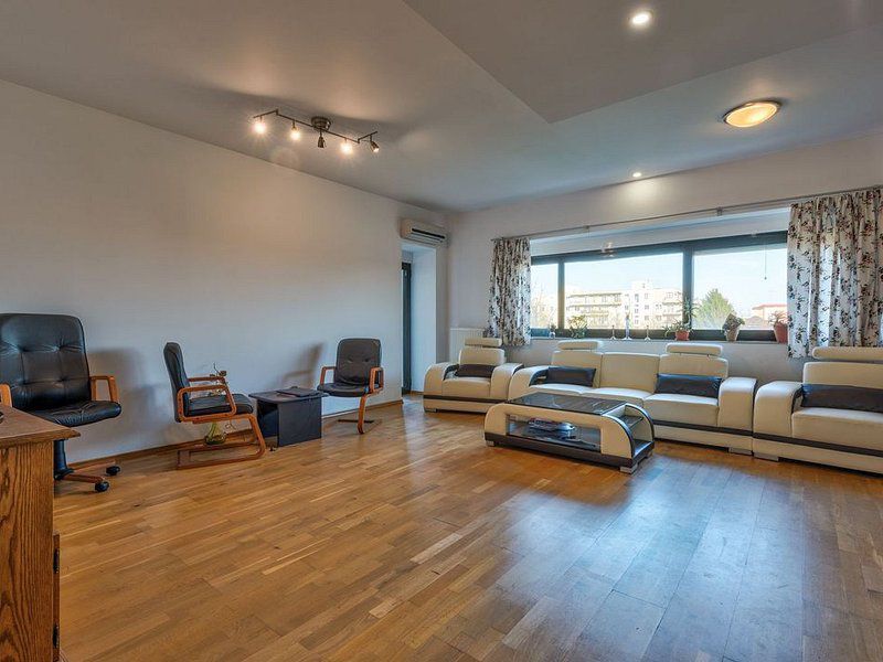 Apartament langa Padurea Baneasa, vis-a-vis de Gradina Zoologica - Poză 11