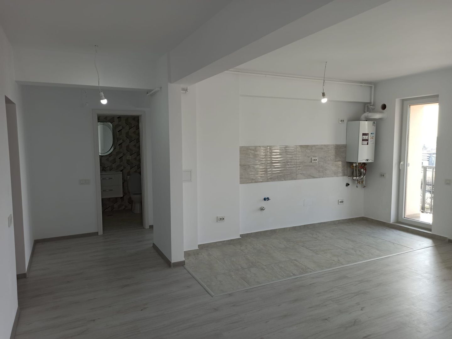 2cam.studio/53mp/strPostalionului/STB241-1min/metrouApPatriei-15min - Poză 2