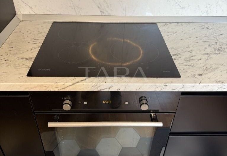 Apartament renovat cu curte comună în zona Piața Mihai Viteazul. - Poză 7