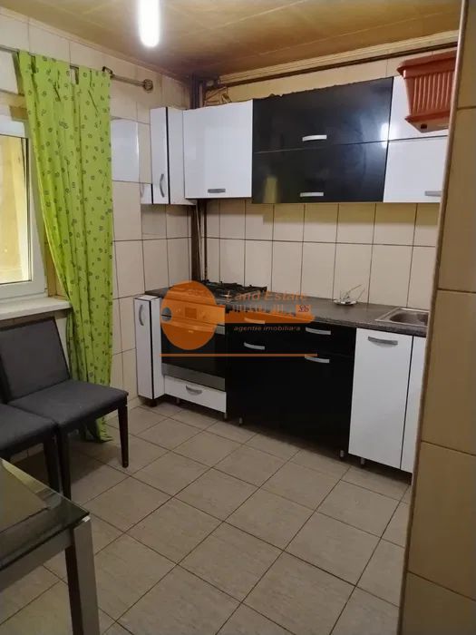 Apartament cu 4 camere in zona Gorjului - Poză 1