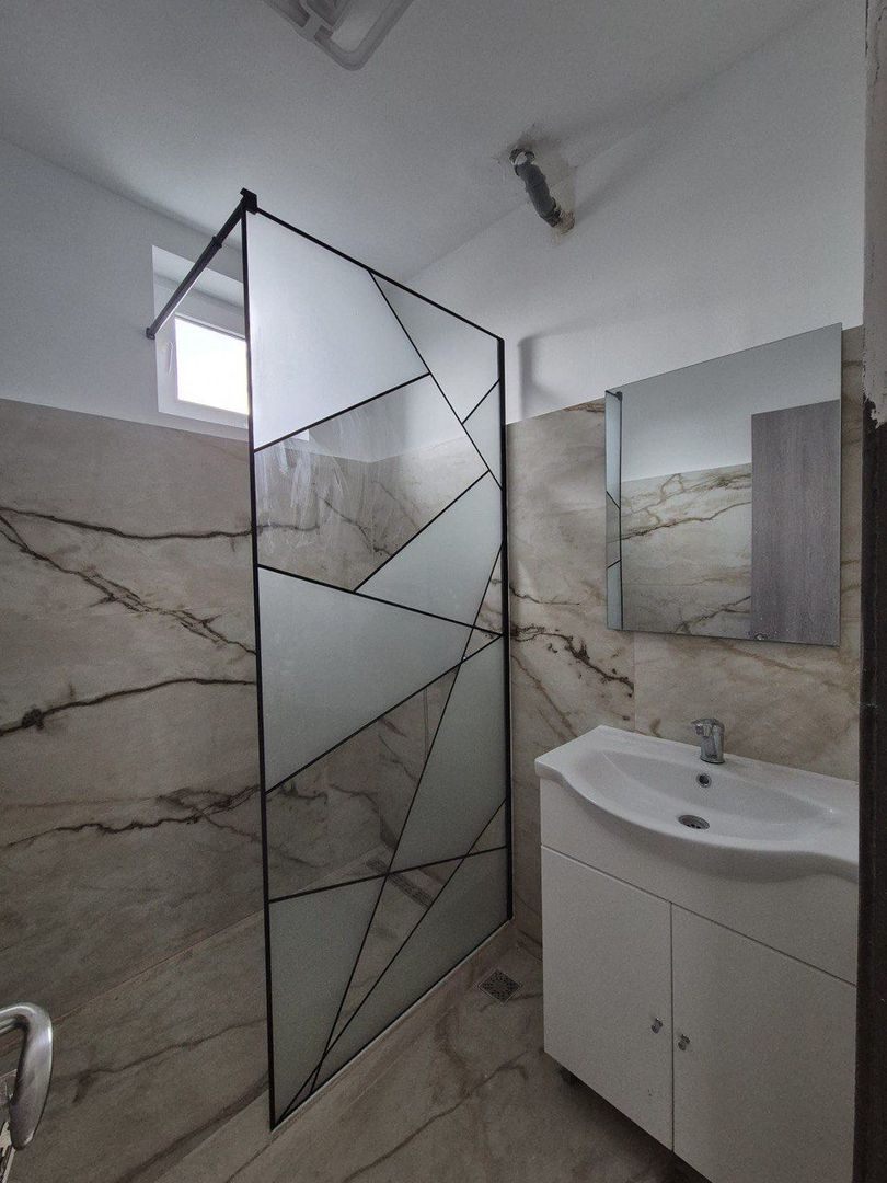 Apartament 4 camere la vanzare - Poză 1