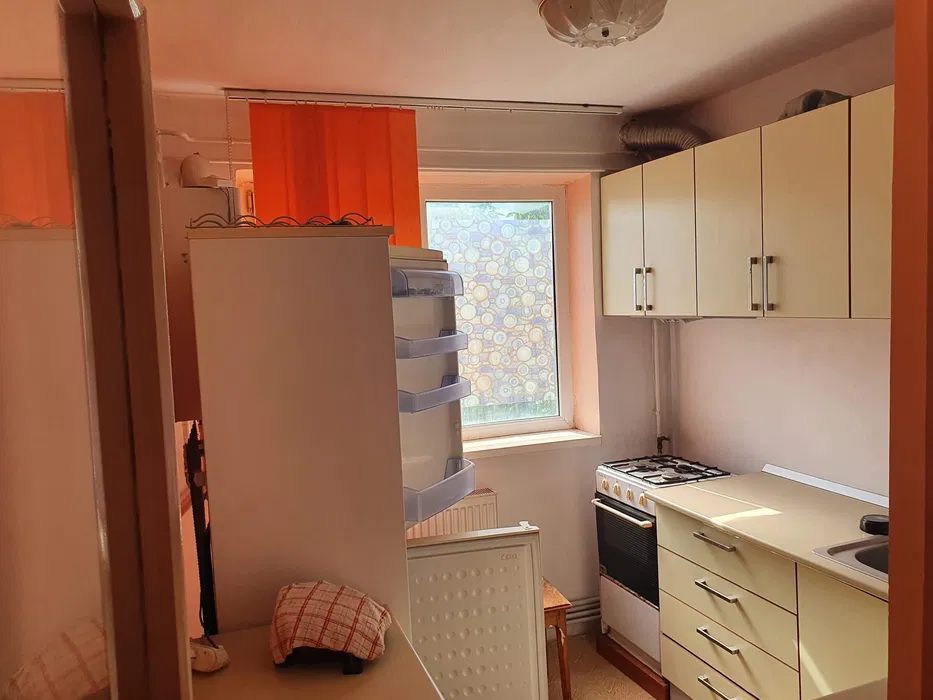 Apartament 2 camere, Micro 40 - Poză 1
