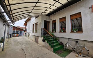 Casa 3 camere, 554 mp teren, pretabila pentru birouri, zona Lipoveni - Poză 2