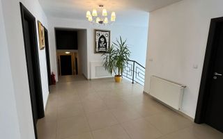 Vila / Hotel de vânzare în Păltiniș - Poză 15