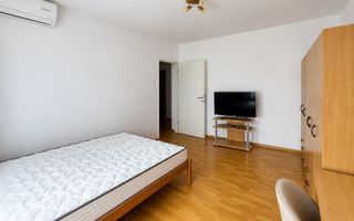 Apartament 2 camere | 50mp | Balcon | Str Louis Pasteur | 10 min UMF - Poză 3