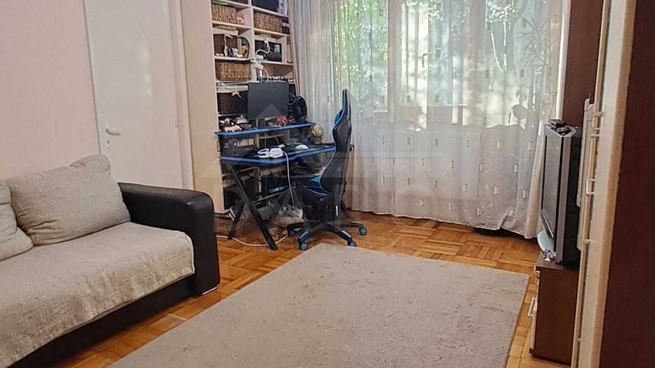 Vânzare apartament cu 2 camere - Poză 5
