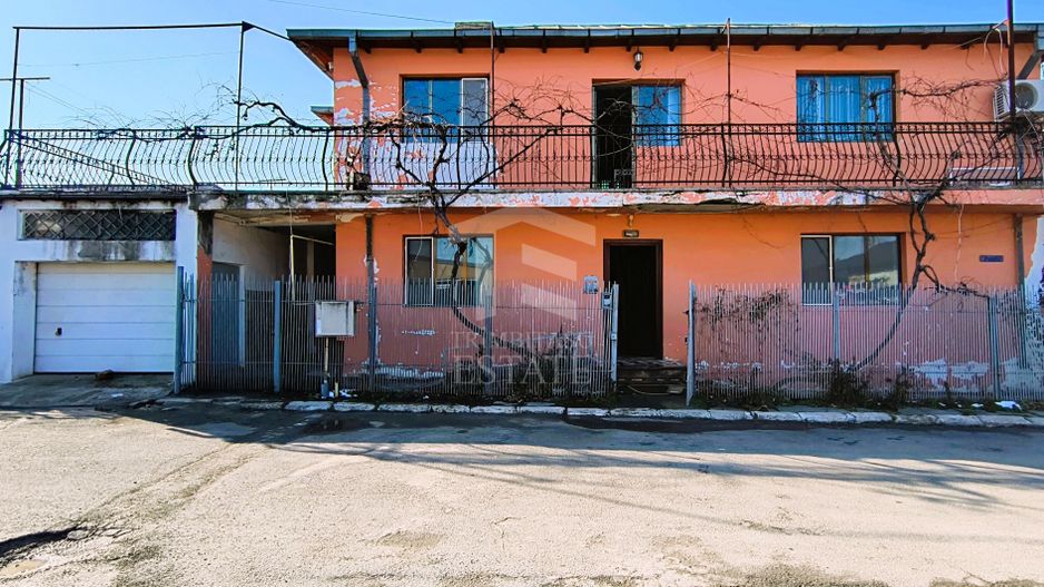 Medgidia | Casa P+1 | 5 camere spațioase, balcon, terasă și garaj - Poză 17