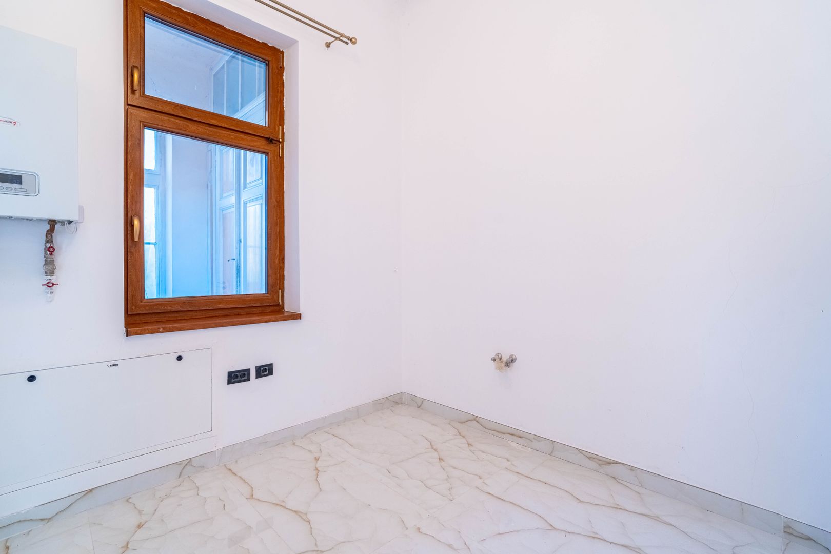 Apartament 2 camere parter înalt, amenajat complet. - Poză 11
