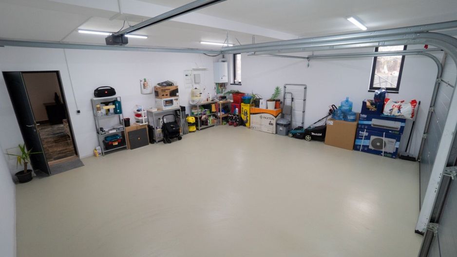 Agigea - Casa  deosebita cu piscina, mobilata si utilata complet. - Poză 48