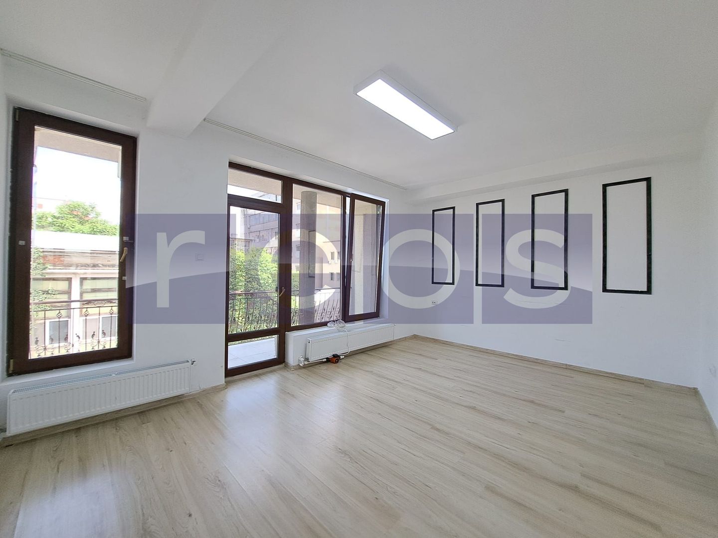 INCHIRIERE VILA P+2+M | ZONA MIHAI BRAVU - Poză 9