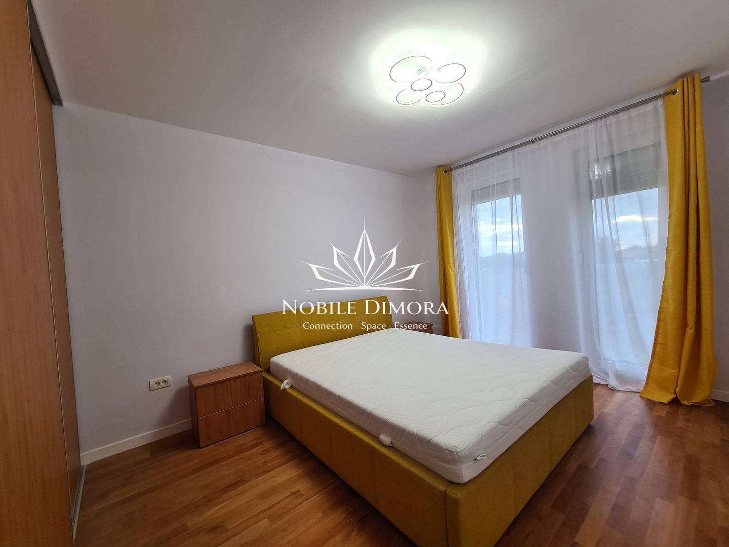 Duplex modern cu 5 camere si 2 bai - curte de 750mp in Ghiroda - Poză 13