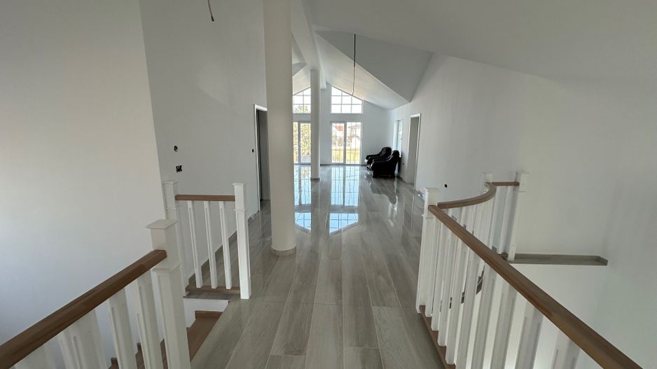 Casa individuala Dumbravita P+ M/ Teren 955 mp cu 2 fronturi - Poză 10