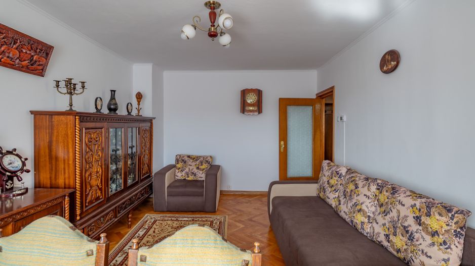 INEL 2 – Dezrobirii – 3 camere decomandate, 2 bai, etaj 3/4, bloc 1987 - Poză 5