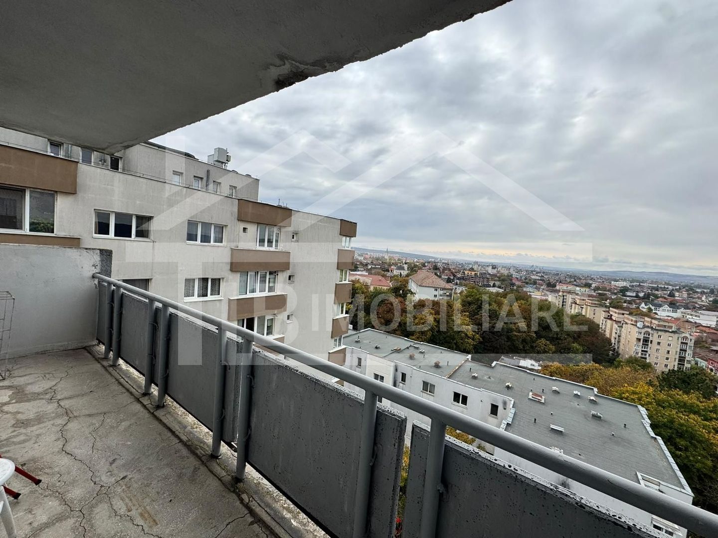 Apartament cu 3 camere, 55 mp, decomandat, Zona UMFST - Poză 13