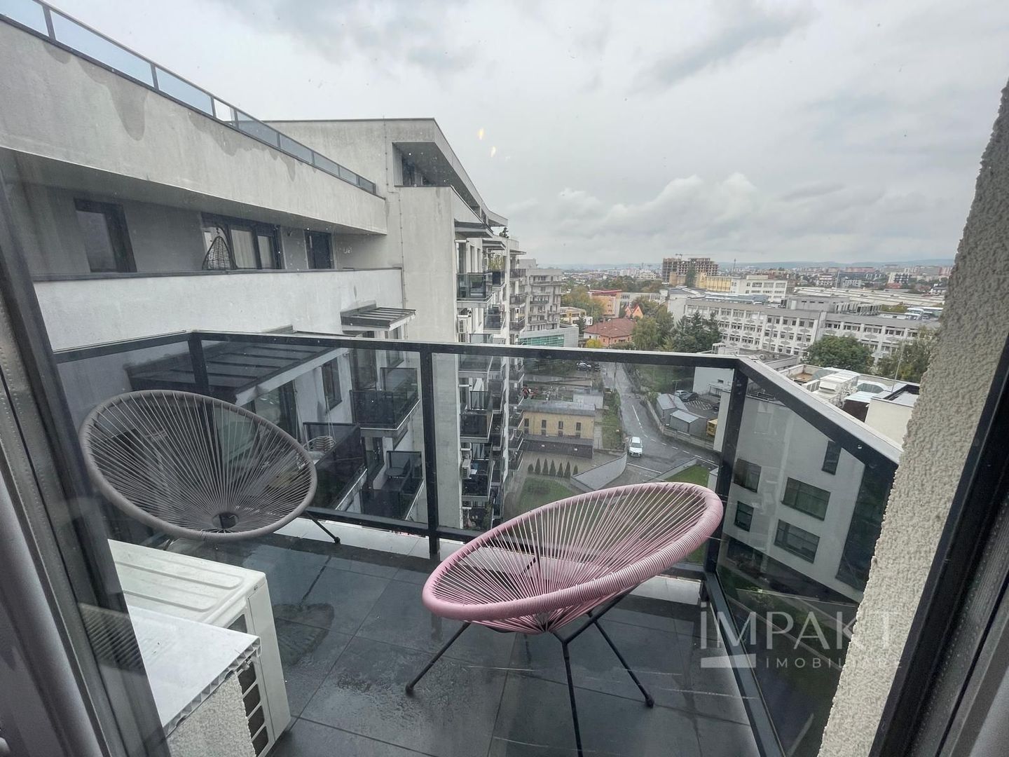 Apartament 1 camera + nisa de dormit, bucatarie separata - Poză 13