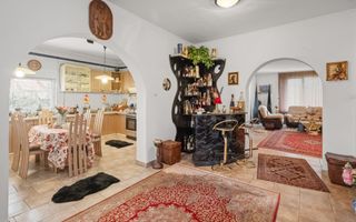 Proprietate cu 2 case I 1.700 mp teren I aproape de lac – Ghermănești - Poză 9