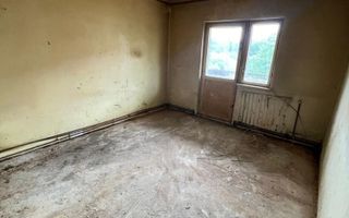Apartament 2 CamereI Etaj 1 I Necesita RenovareI Valea Aurie - Poză 1