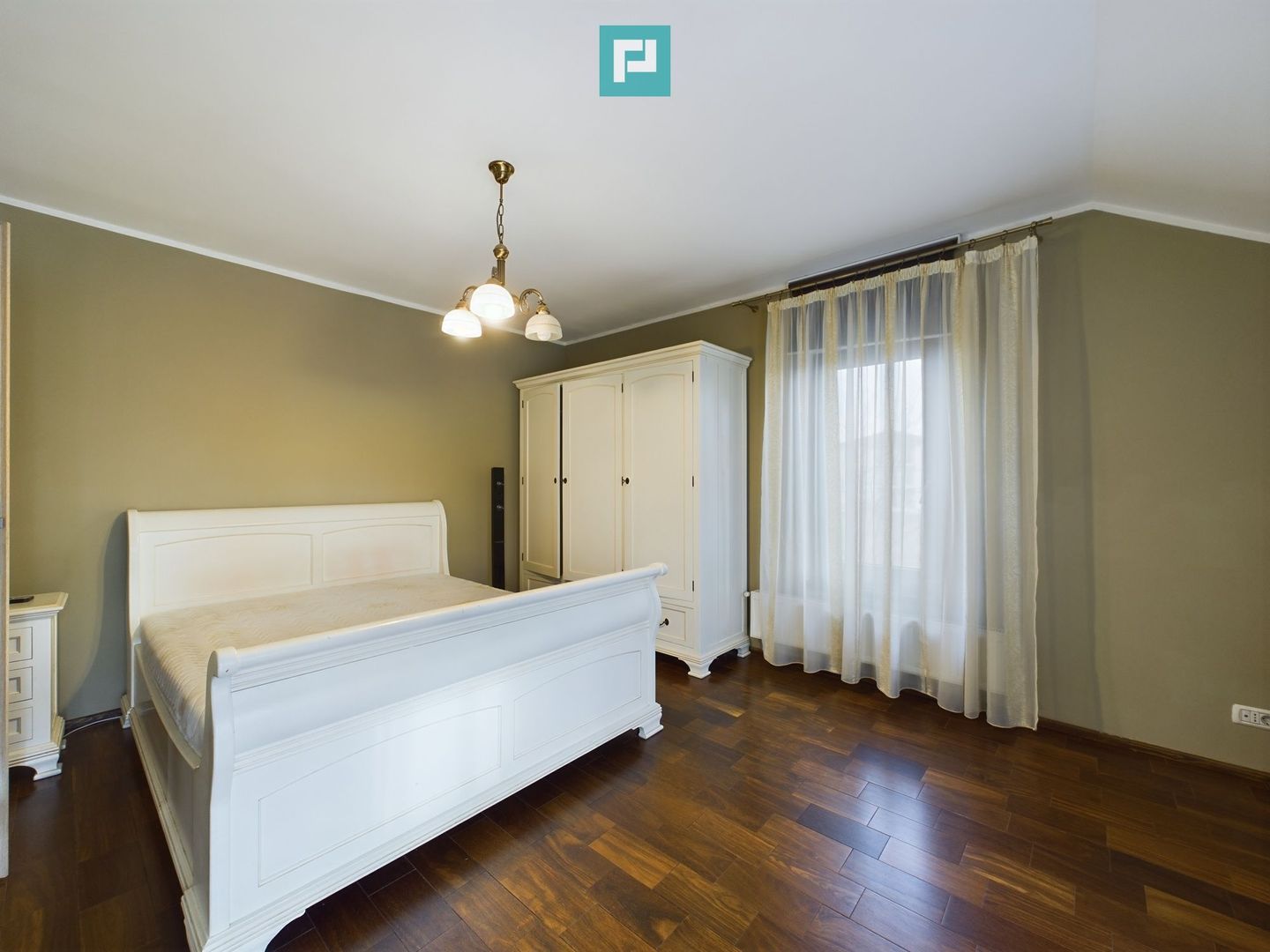 Casă modernă în Giroc, complet mobilată și utilată - Poză 16