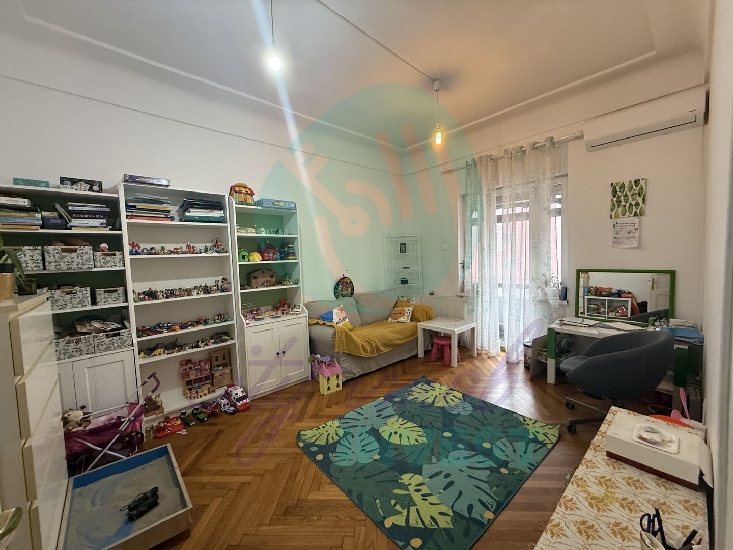 Spatiu, lumina si eleganta intr-un apartment interbelic - Poză 11