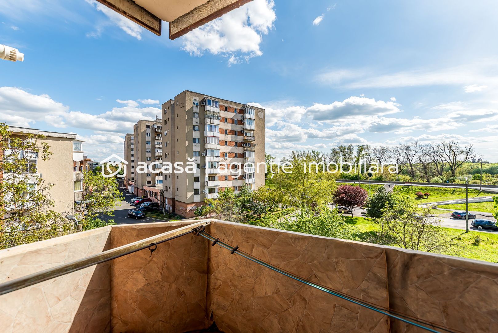 Apartament 3 camere Micalaca 300. Vedere superbă spre Mureș - Poză 1