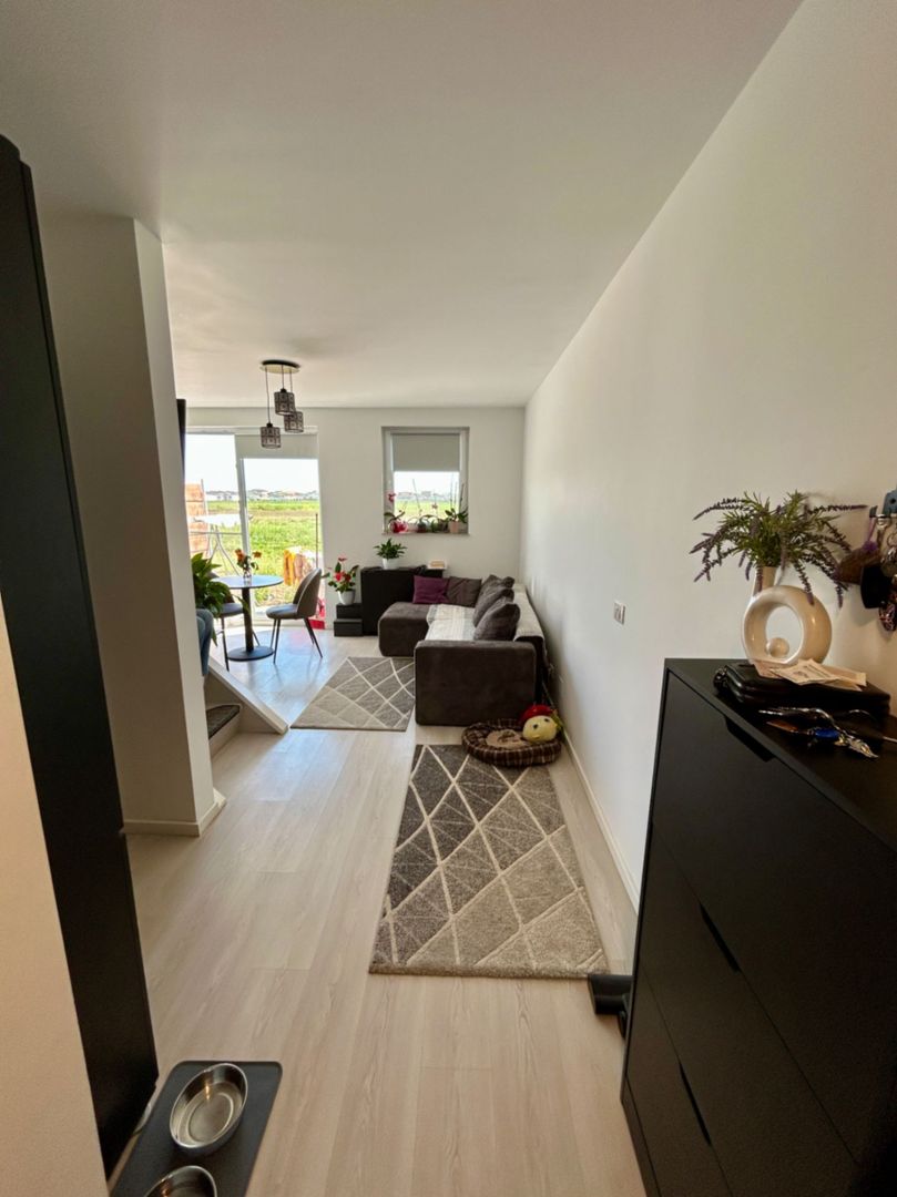 Casă înșiruită-Nojorid - Poză 2