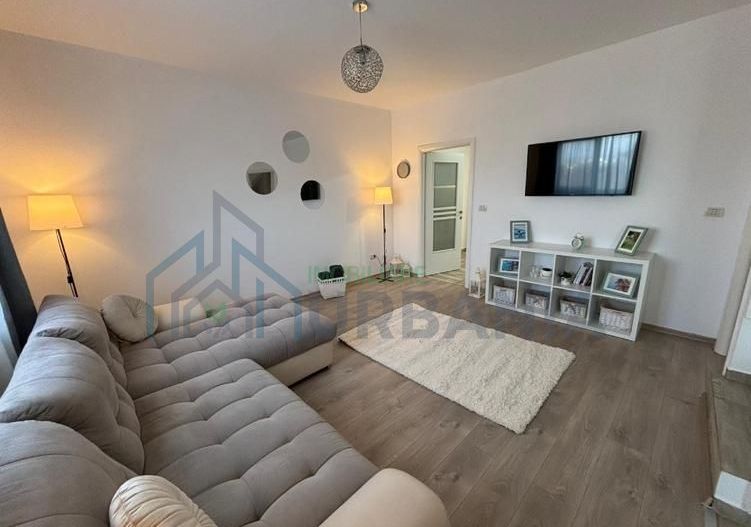 Casă insiruita capăt CUG - Valea Adâncă - Poză 4