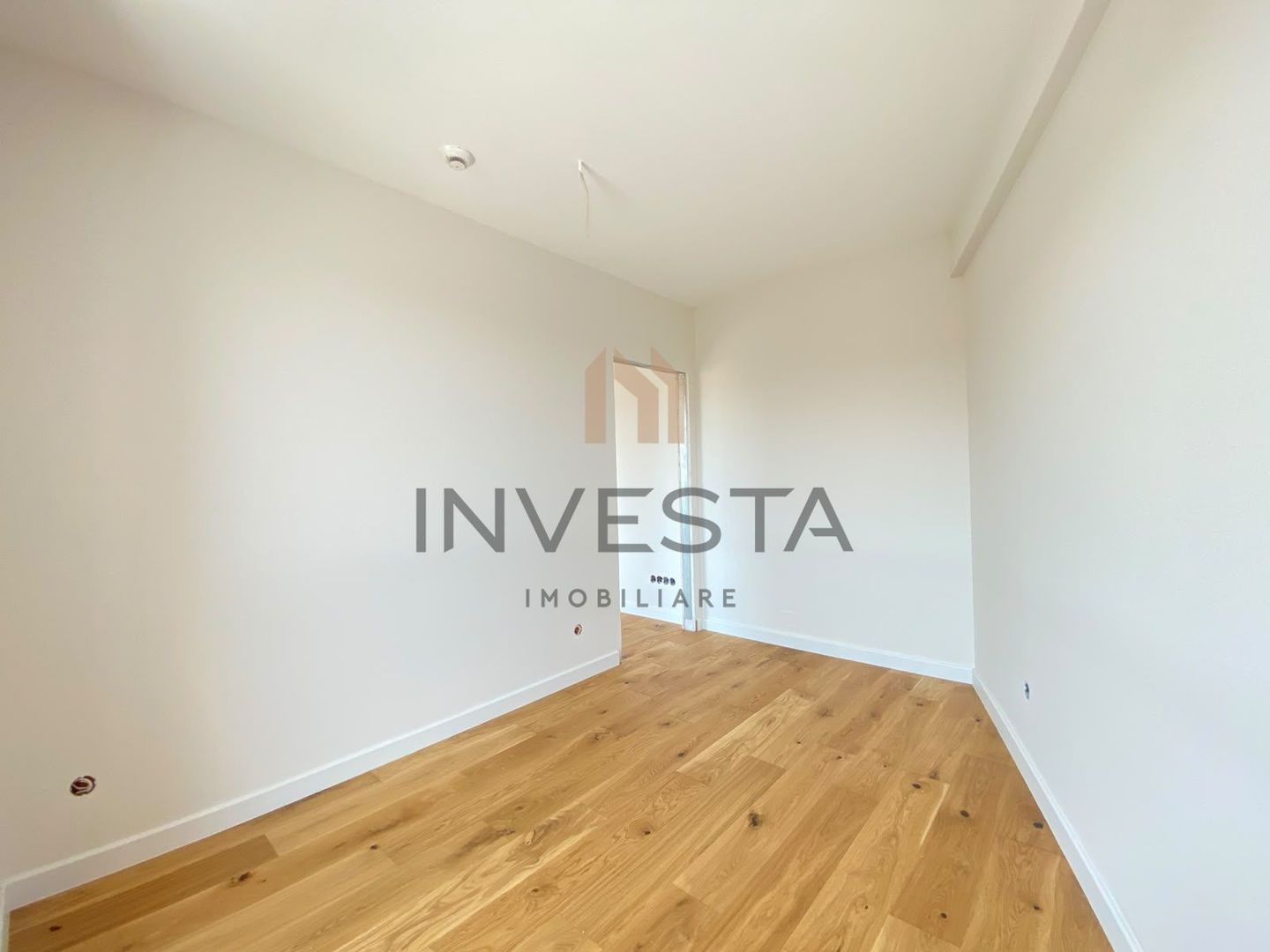 Apartament cu 3 camere, parcare subterana, bloc nou, zona Traian Vuia! - Poză 8