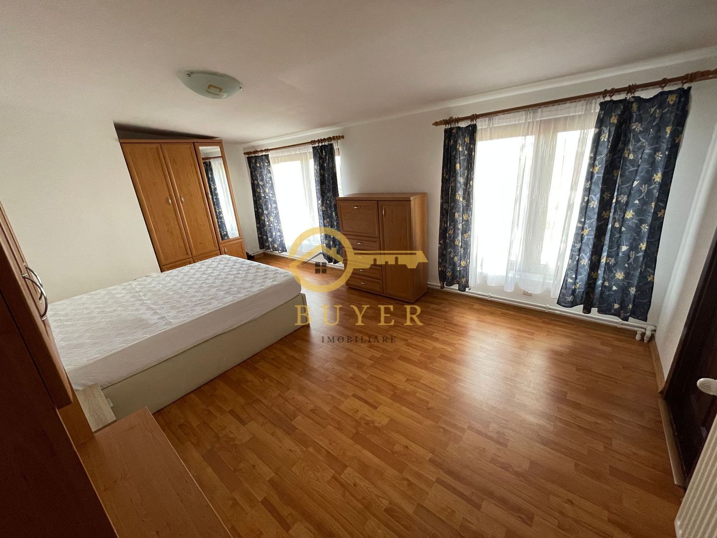 Apartament cu 4 camere pe Vasile Milea- 2 balcoane- Mobilat si utilat - Poză 8