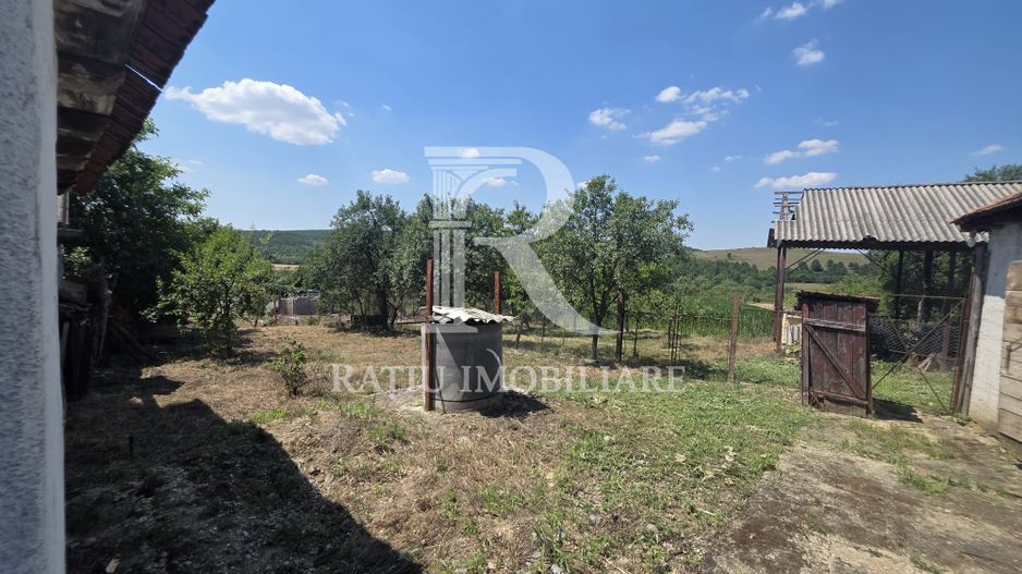 Casa de vânzare cu teren generos | Sumugiu | Bihor - Poză 26