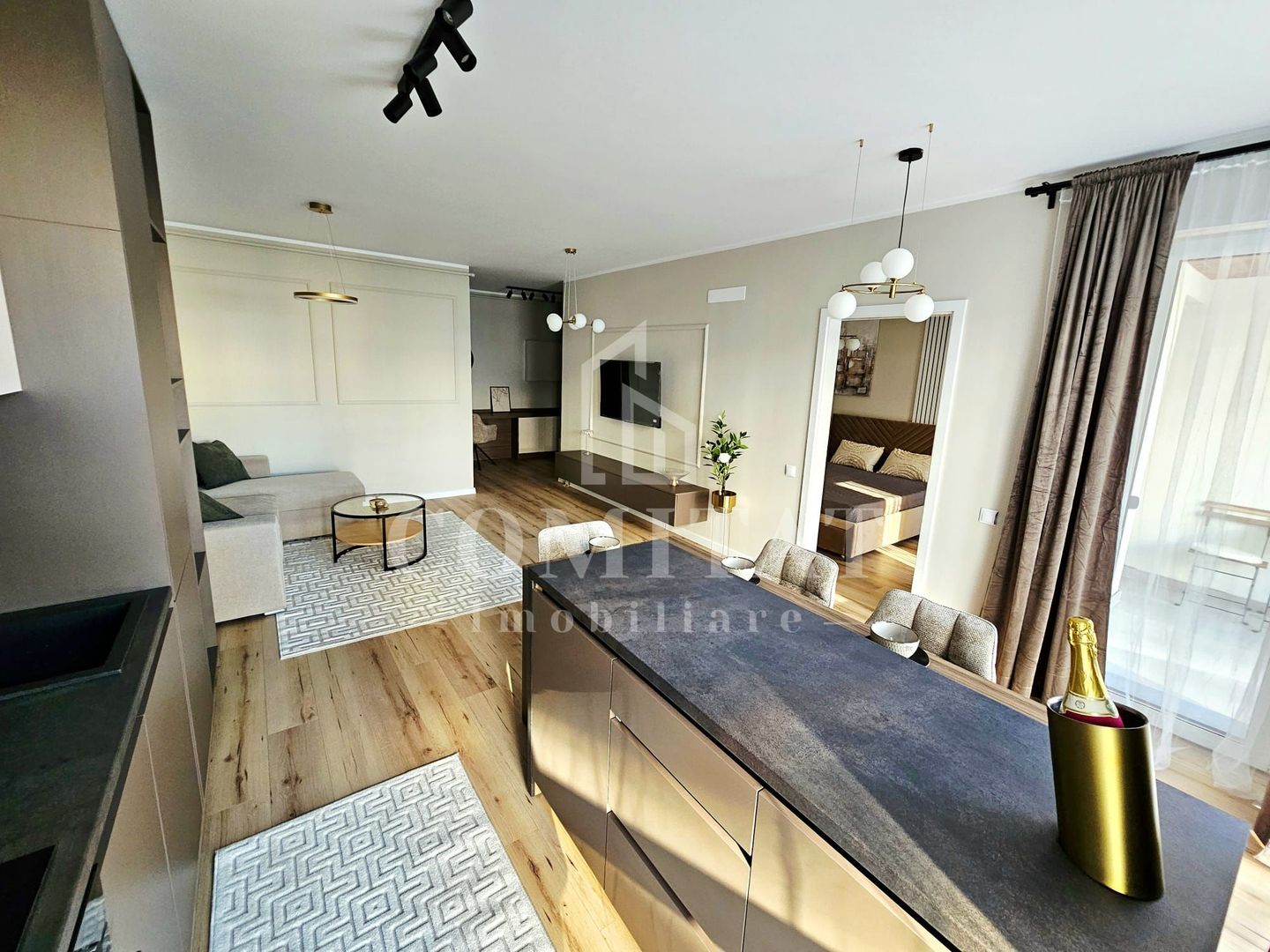 Apartament ultrafinisat | Etaj intermediar | Zona Str Tineretului - Poză 24