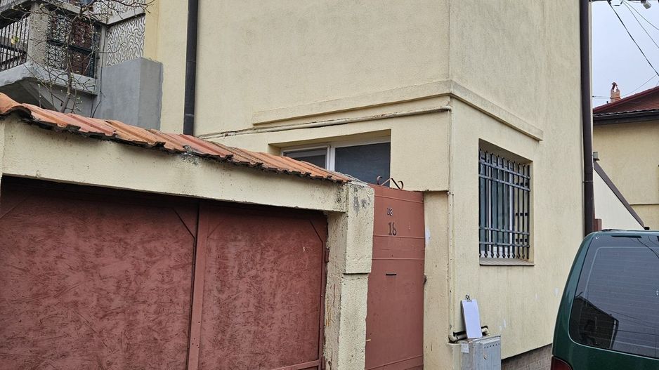 Vila S+P+E+M langa hotel Marriott - Poză 1