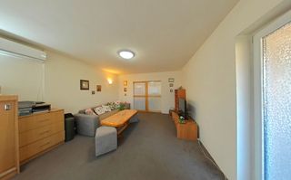 Apartament 2 camere în vilă regim P+2 | centrala proprie | mobilat | - Poză 2