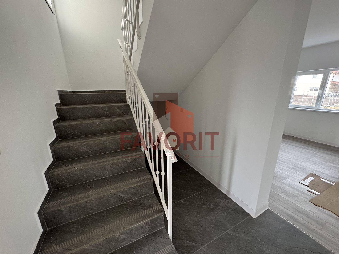 Casa individuala. Disponibila imediat. 4 dormitoare - Poză 11