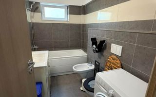 Apartament cu 2 camere/ 57mp/ Loc de parcare+curte privata/ zona Tatarasi - Poză 7