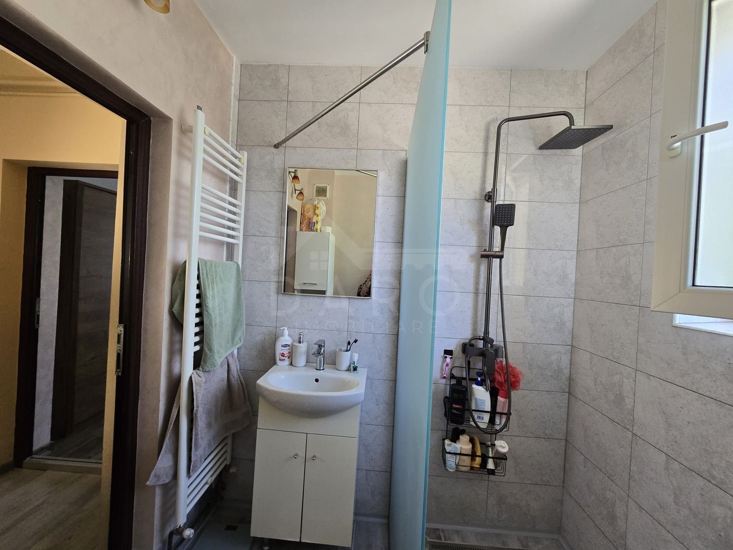 Casa in Livezeni , 140  mp utili , in centrul localitatii . - Poză 6