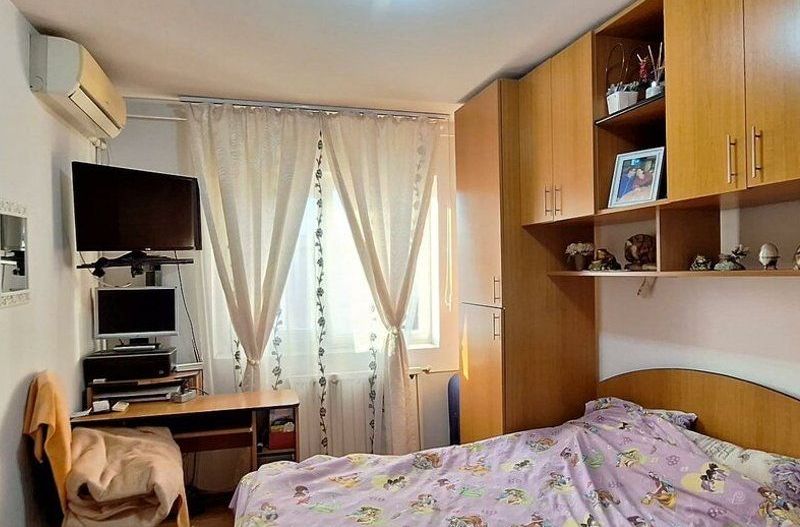 Apartament 3 camere decomandat 2 bai Bloc 1986 Apusului-str. Alesd - Poză 10
