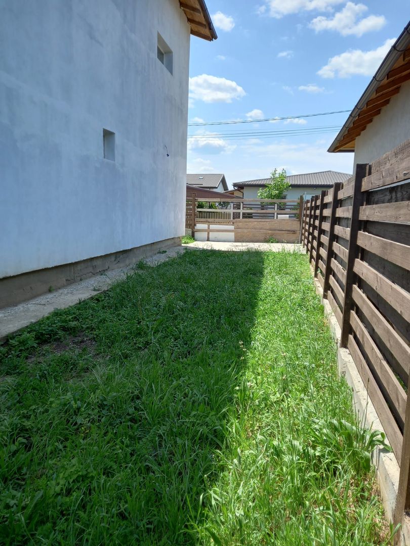 Vila comuna Berceni - Poză 43