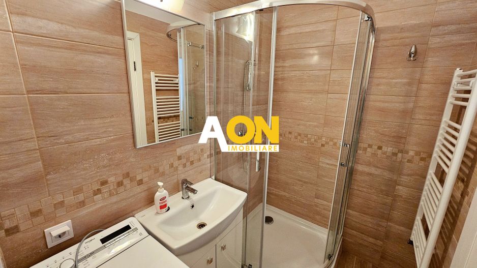 Apartament tip Penthouse, 1 camera + birou + terasa de 50 mp - Poză 6