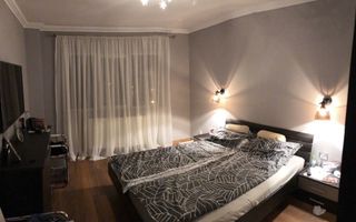 Aprtament 2 camere  Complexul Studentesc etaj 2 cu centrala - Poză 3