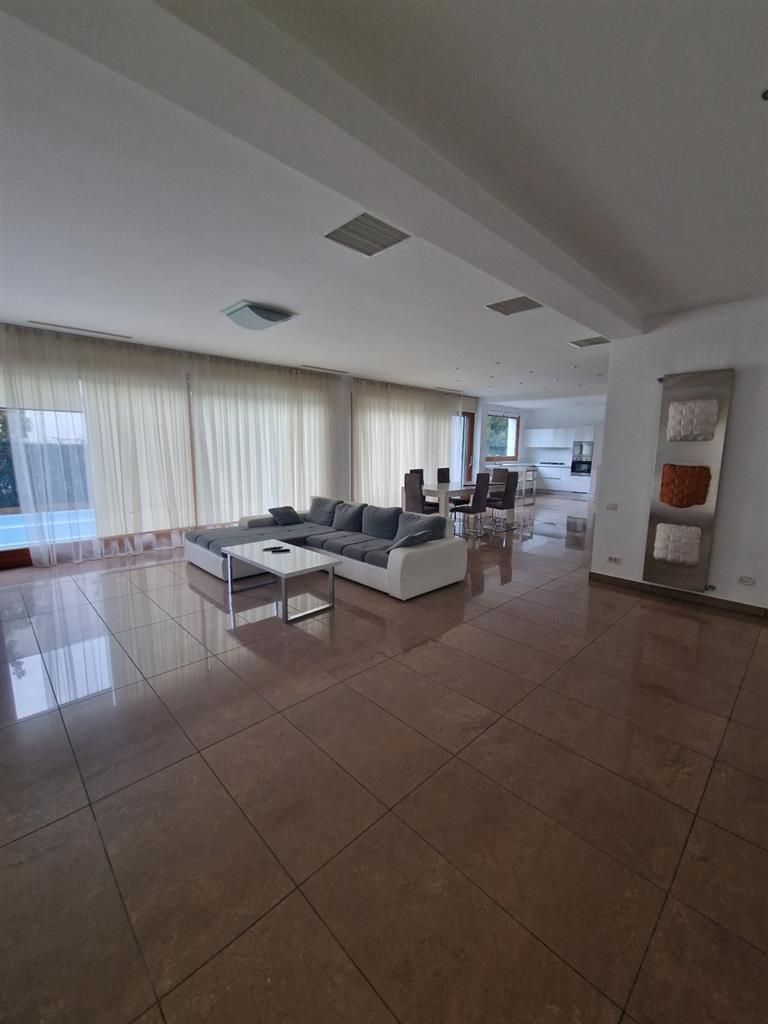 Vila cu Piscina & Garaj | Pipera | Erou Iancu Nicolae - Poză 4