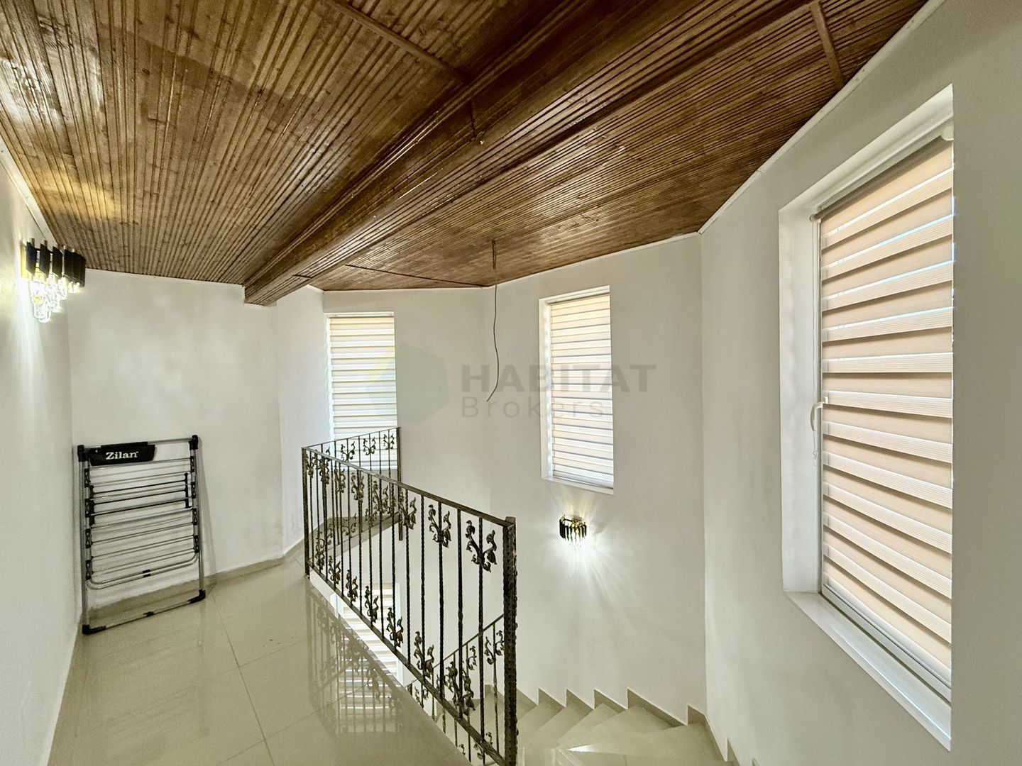 Vila 5 camere Volunatari| Mobilata, piscina exterioara - Poză 21