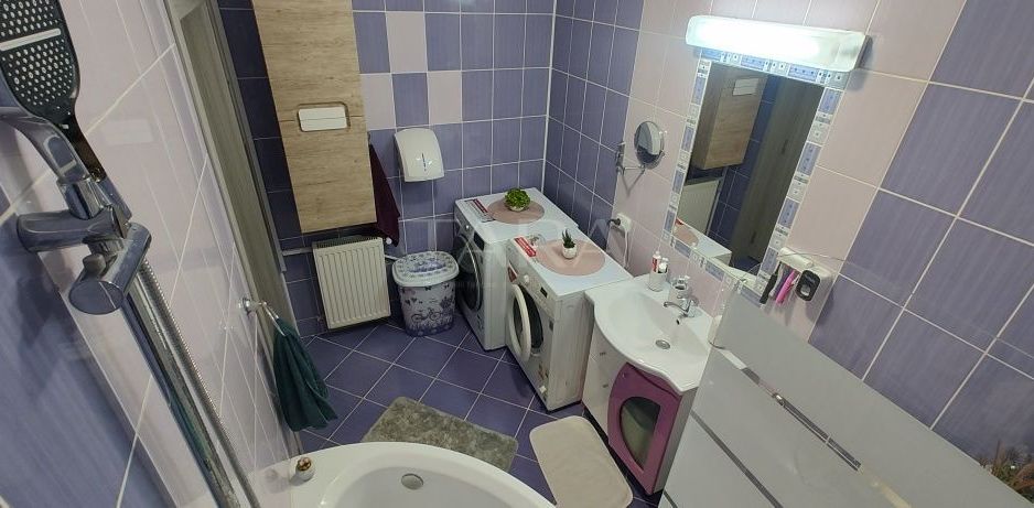 Apartament decomandat 2 camere in Sannicoara - Poză 4
