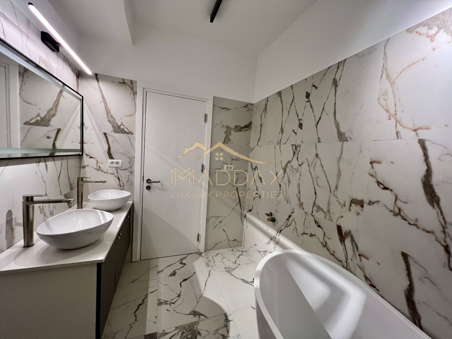 Apartament ***3 camere*** 104mp // Parcare // TEI ***FIRST RENT**** - Poză 17