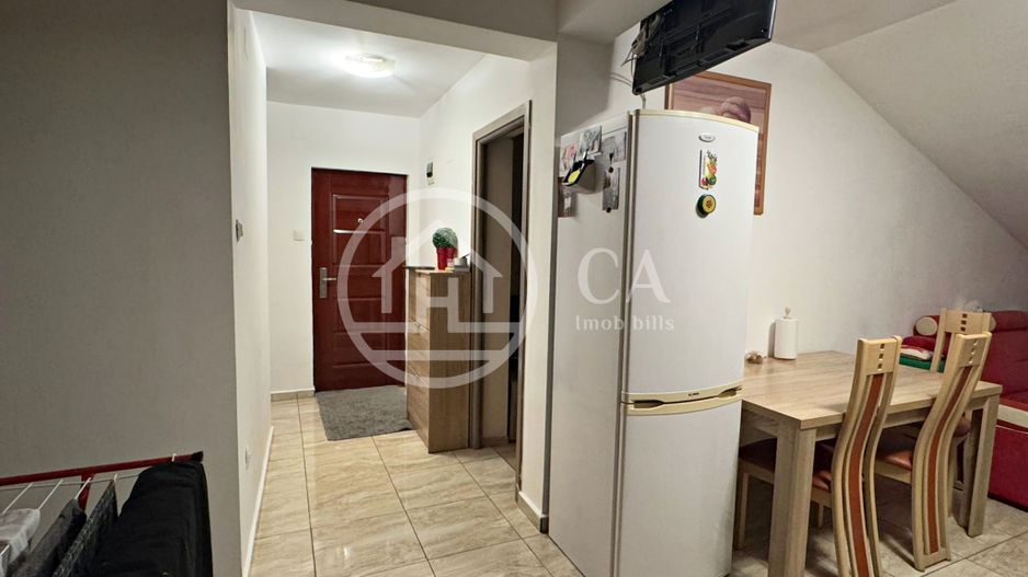 Apartament cu 3 camere de vanzare in zona Rogerius Oradea - Poză 7