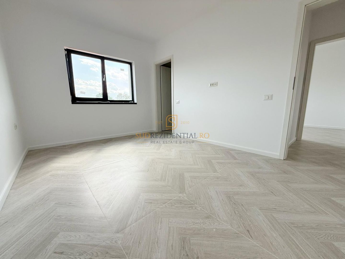 Casa individuala / Teren 427mp / 4 Camere / 2 Bai - Poză 11