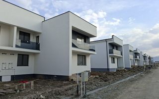 Casa moderna 3 camere P+1 curte privata libera 170 mp in Arhitectilor - Poză 1