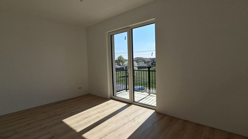 Duplex cu 4 camere si teren generos 350mp - Poză 19