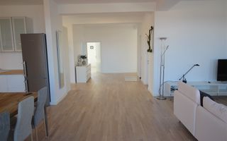 Apartament deosebit cu acces direct din lift - Poză 8